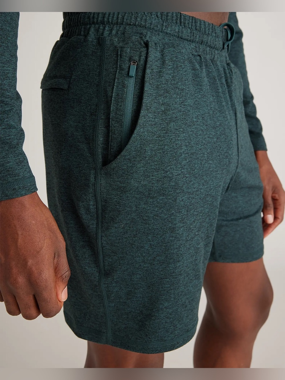 Quince Men’s Flowknit Performance Shorts - 7.5" | Heather Green | Small